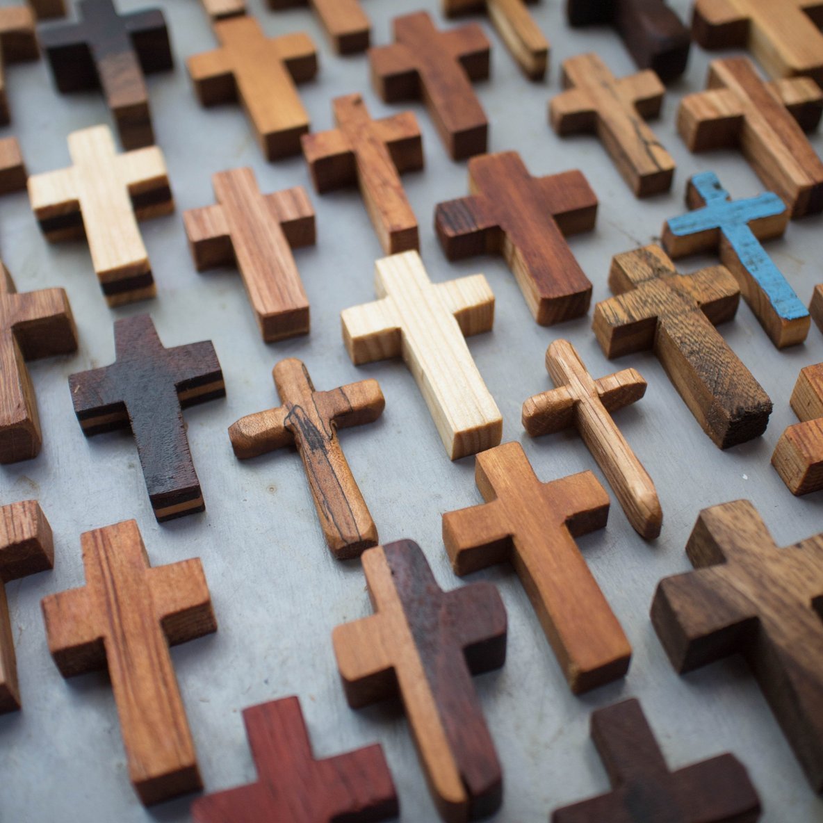 Handmade Wooden Pocket Crosses - Che Cose Belle