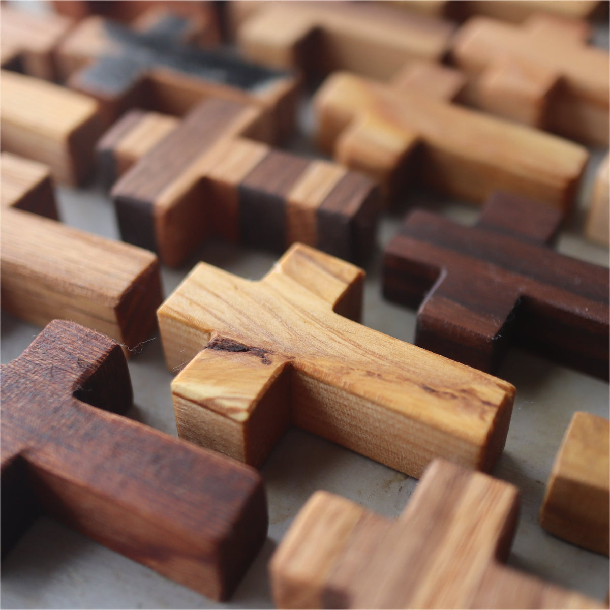 Handmade Wooden Pocket Crosses - Che Cose Belle