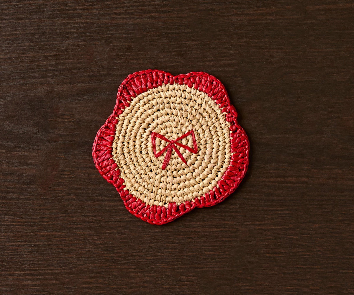 Handwoven Raffia Fringe Coaster by Payton James – Bohemian Candle Mat, Rustic Table Decor, Natural Raffia Palm - Che Cose Belle