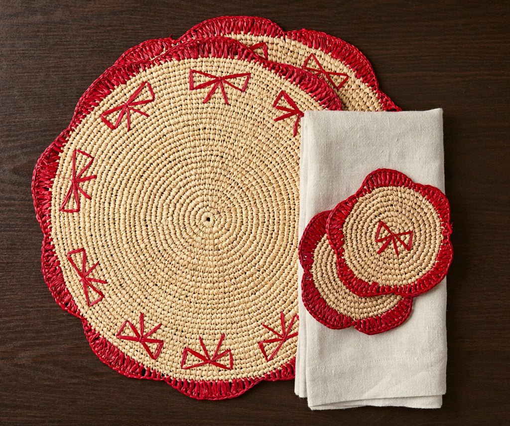 Handwoven Raffia Fringe Coaster by Payton James – Bohemian Candle Mat, Rustic Table Decor, Natural Raffia Palm - Che Cose Belle