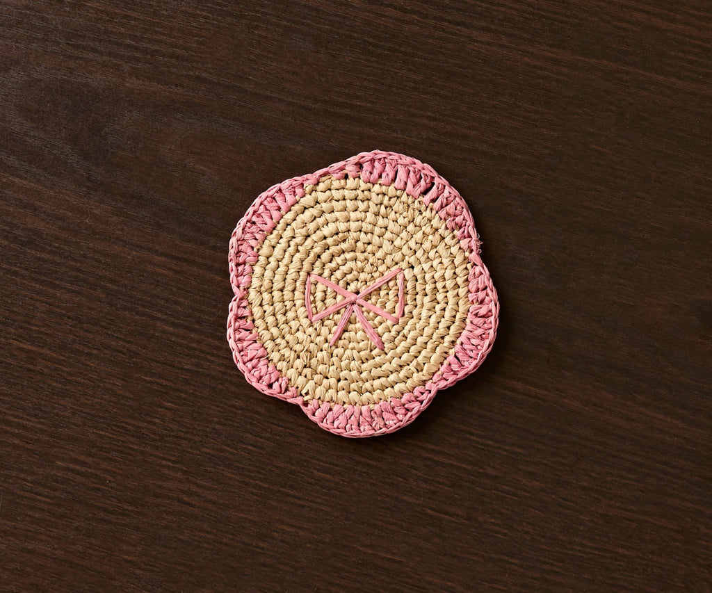 Handwoven Raffia Fringe Coaster by Payton James – Bohemian Candle Mat, Rustic Table Decor, Natural Raffia Palm - Che Cose Belle