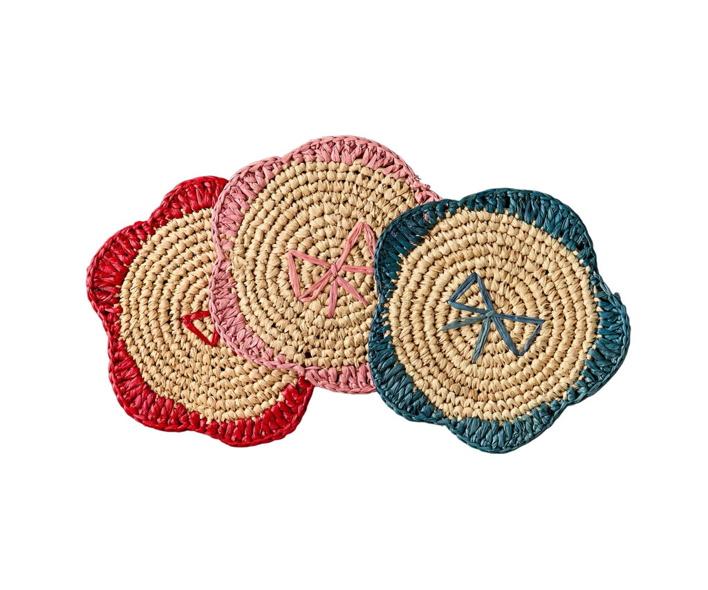 Handwoven Raffia Fringe Coaster by Payton James – Bohemian Candle Mat, Rustic Table Decor, Natural Raffia Palm - Che Cose Belle