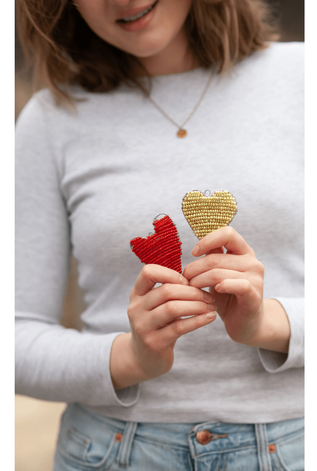 Heart of Wealth Love Heart Charm Handcrafted Beaded Holiday and Valentine Day Ornaments - Colorful Boho Indigenous Beads with Wire Hook, Lightweight Decorative Hanging Ornament Gift for Her - Che Cose Belle