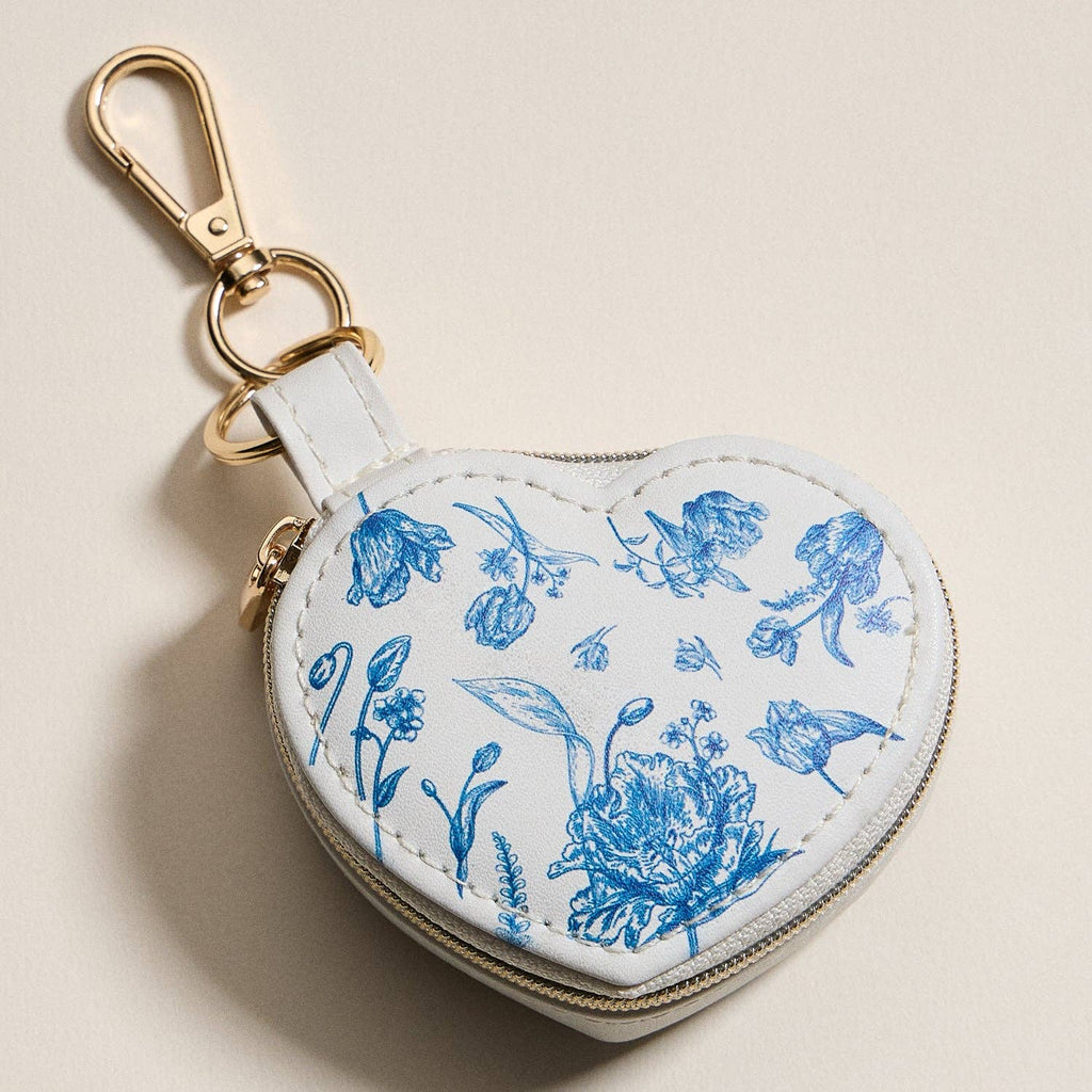 Heart-Shaped Jewelry Travel Case with Keychain | White & Blue Floral Print - Che Cose Belle
