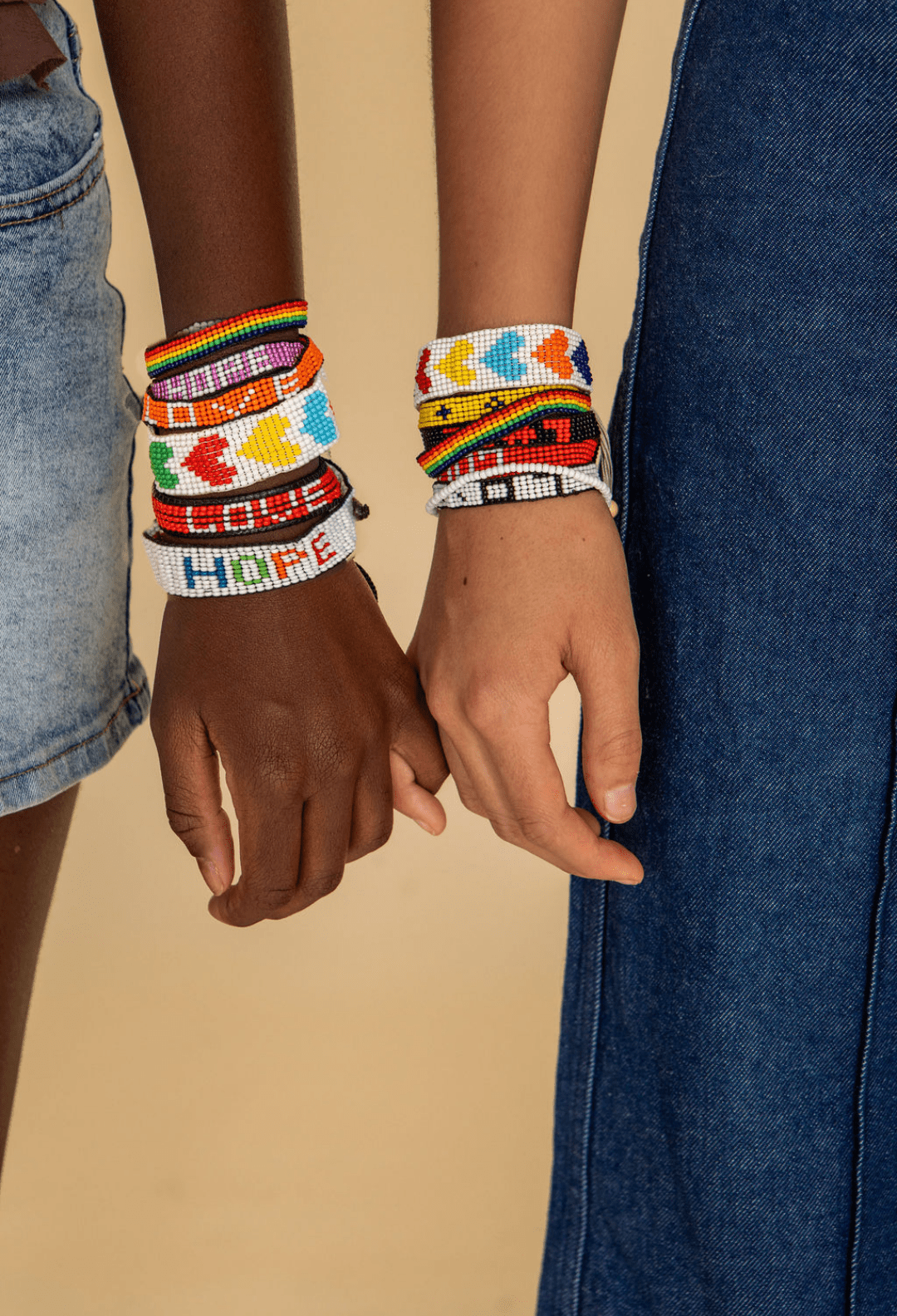 Hearts United Hand Beaded Bracelet - Che Cose Belle