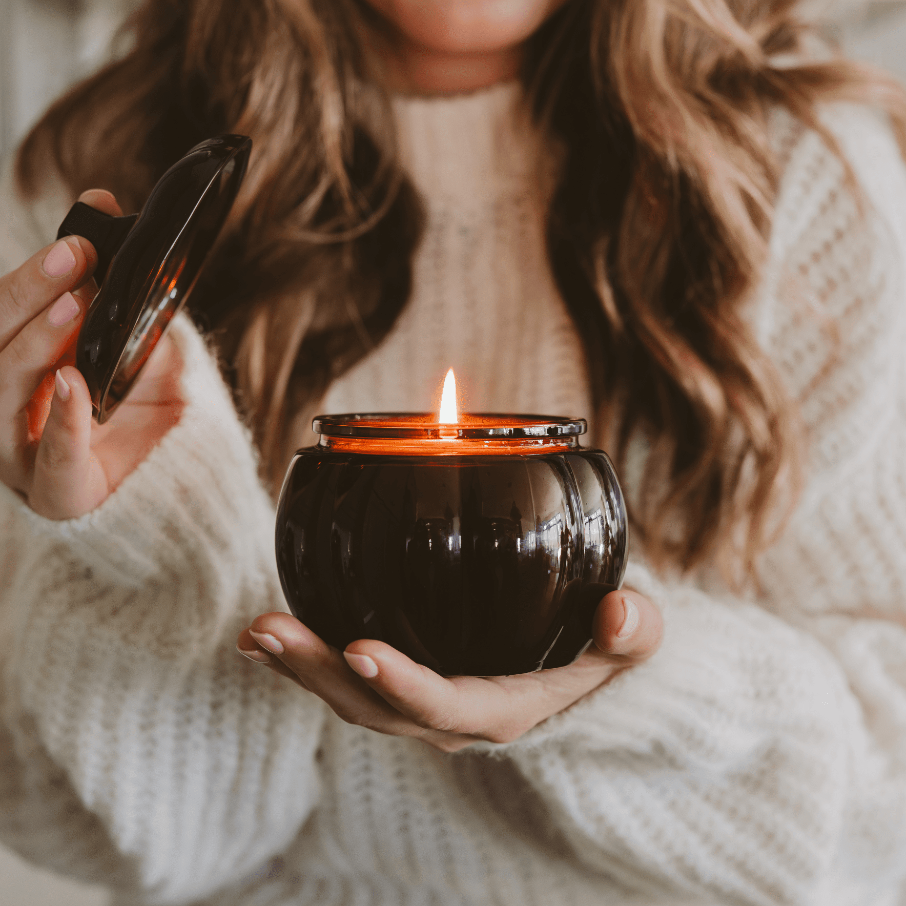 Hello Fall Soy Candle - Amber Glass Pumpkin Jar - 20 oz - Che Cose Belle
