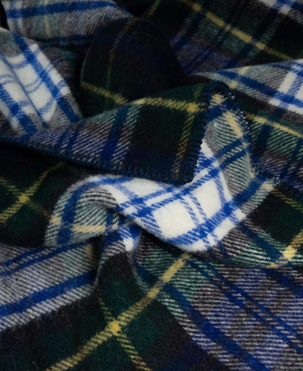 Highland Tweeds Big Throw - Dress Gordon - Che Cose Belle