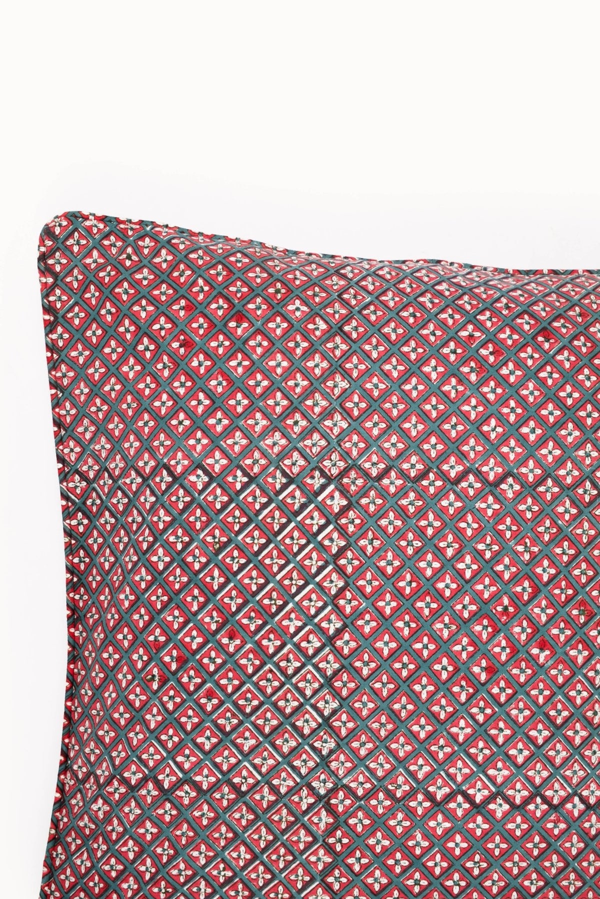 Holly & Berry Holiday Crimson Piped Blockprint Pillow Cover - Che Cose Belle