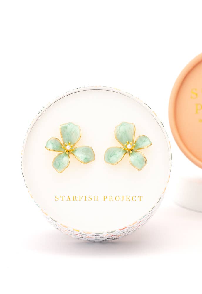 Hope in Bloom Flower Earrings in Mint - Che Cose Belle
