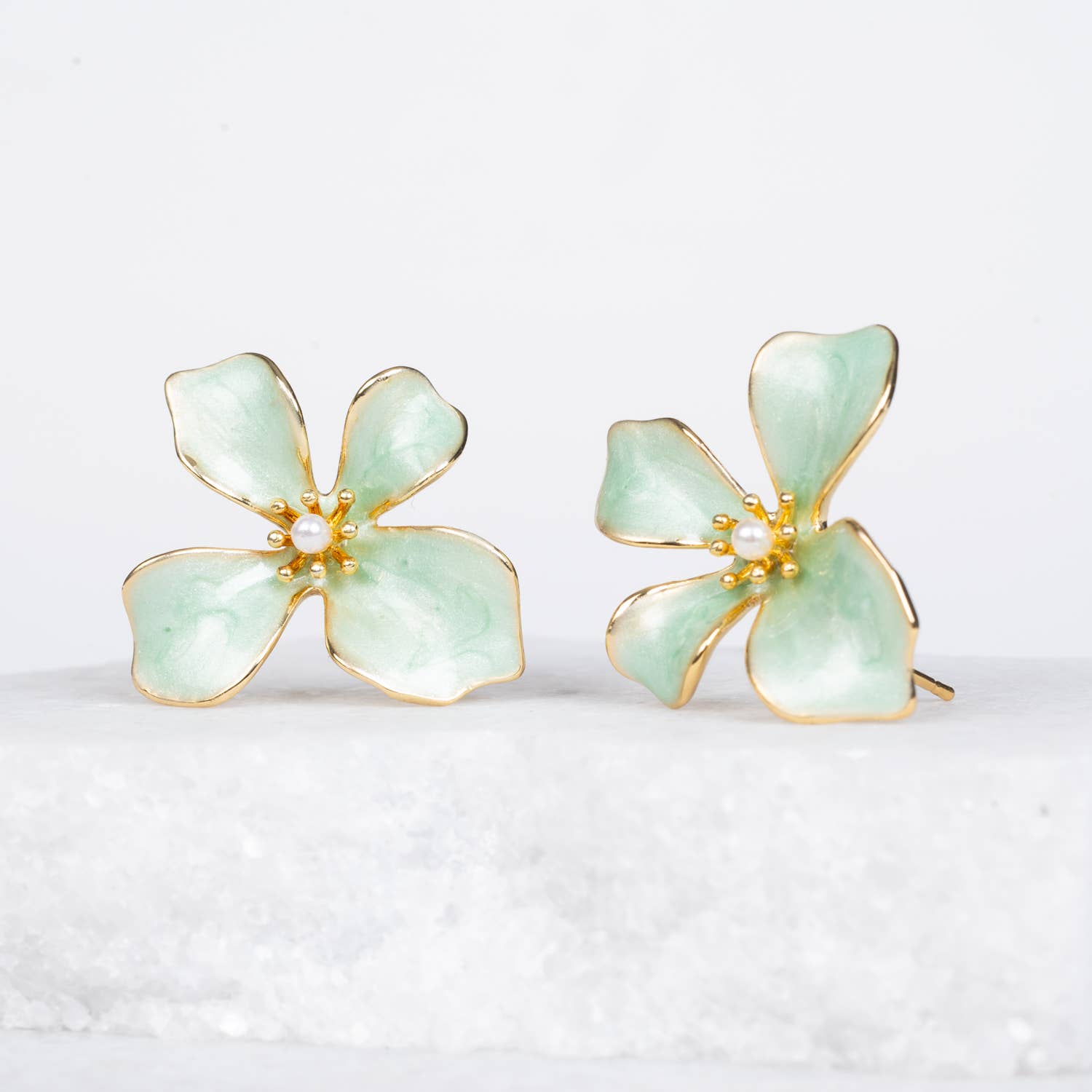 Hope in Bloom Flower Earrings in Mint - Che Cose Belle