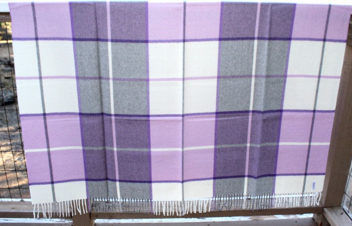 Horizon Stripe Alpaca Throw - Che Cose Belle