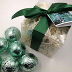 Luxury Bath Bomb GIFT SET with 6 (six) 2.25 oz bath bombs, (select from drop down menu Fragrances A thru F) - Che Cose Belle