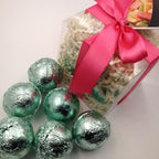 Luxury Bath Bomb GIFT SET with 6 (six) 2.25 oz bath bombs, (select from drop down menu Fragrances G thru P) - Che Cose Belle