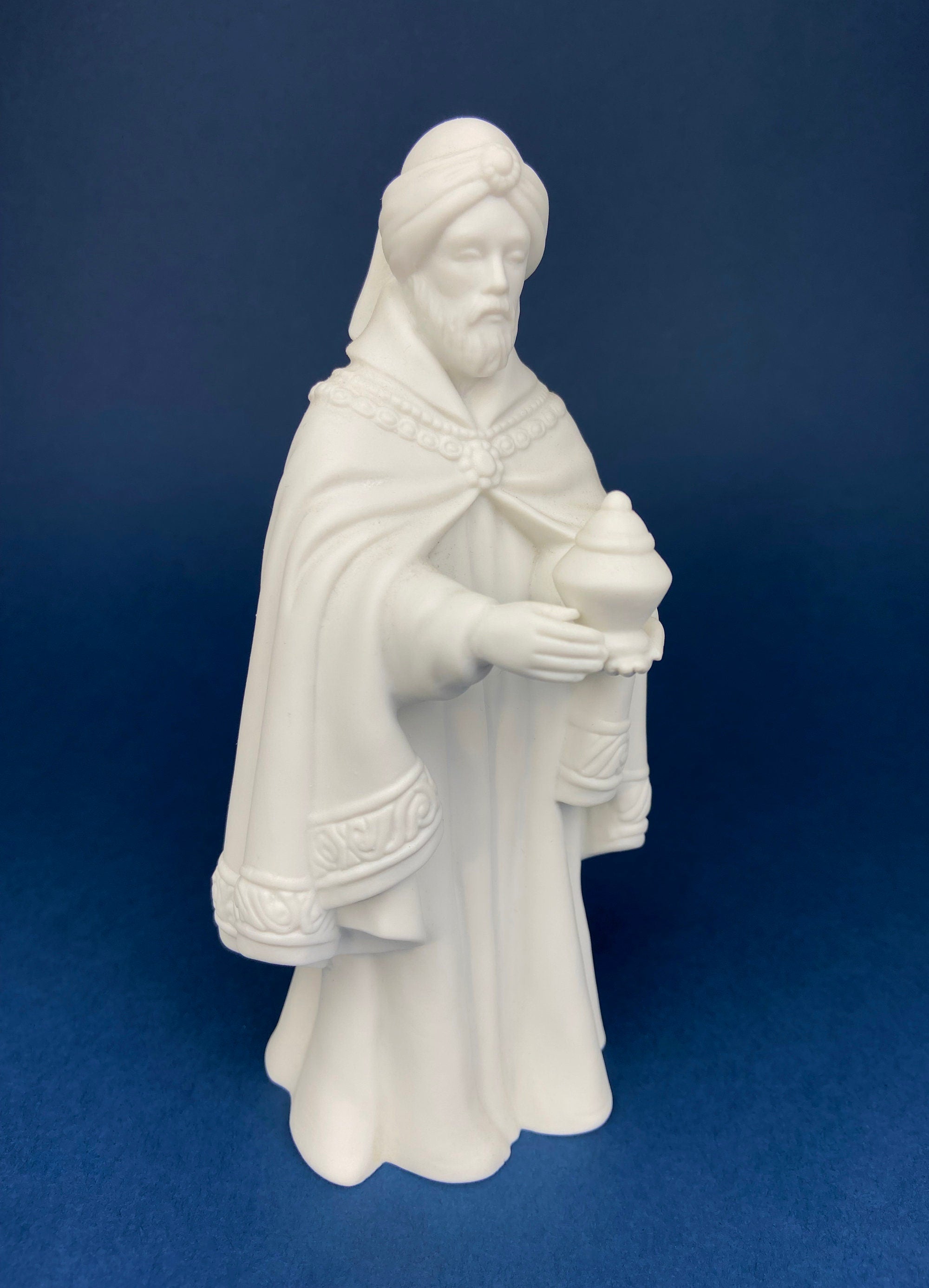 Vintage, Avon Nativity Set. White Bisque Porcelain Figurines. Set of 12 Statuettes. Modern Minimal Look. Highly Collectible. Christmas Decor