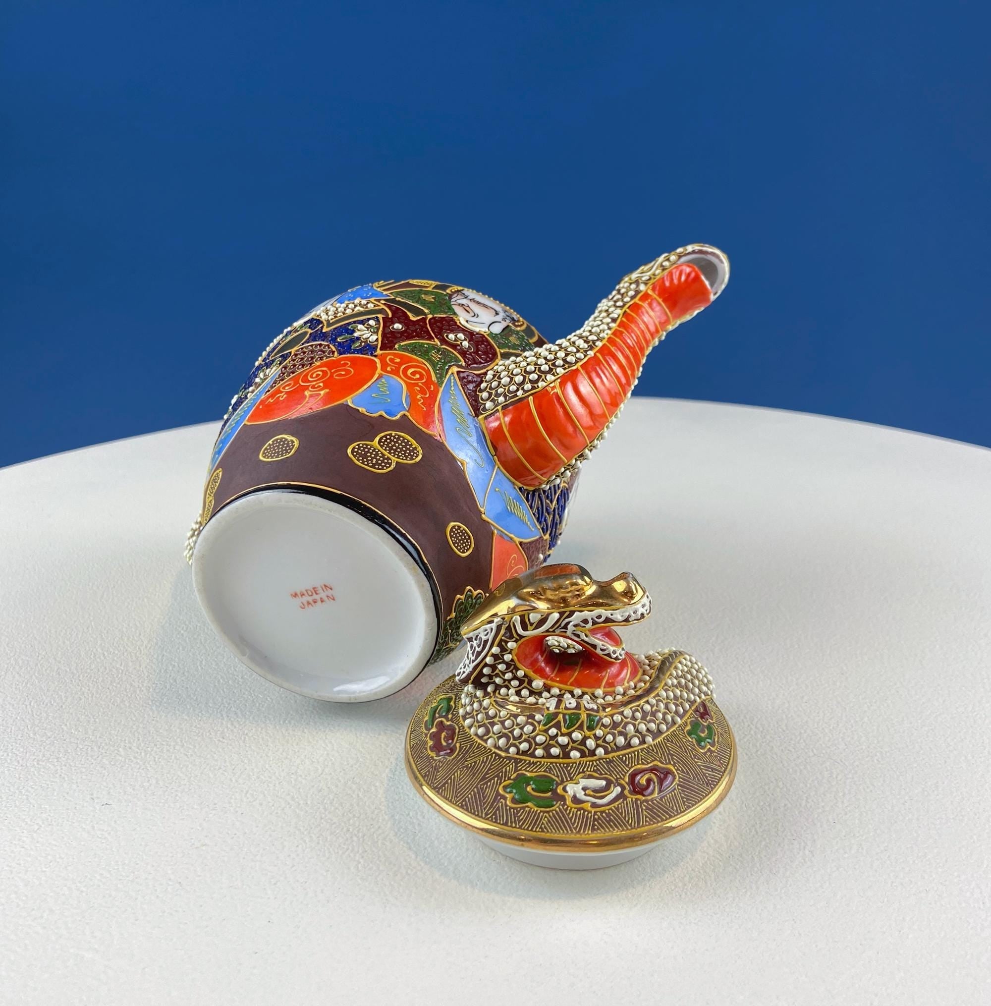 Vintage Satsuma Moriage Japanese Gold Dragon Tea Set. 4 Cups & Saucers. 3 D Dragons. Gift for Tea Connoisseur Collector. Asian Home Decor.