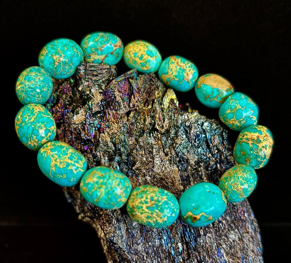 Imperial Jasper Nugget Stretch Bracelet — Natural Turquoise Green Jasper Statement Bracelet (Medium to Large Wrists) - Che Cose Belle