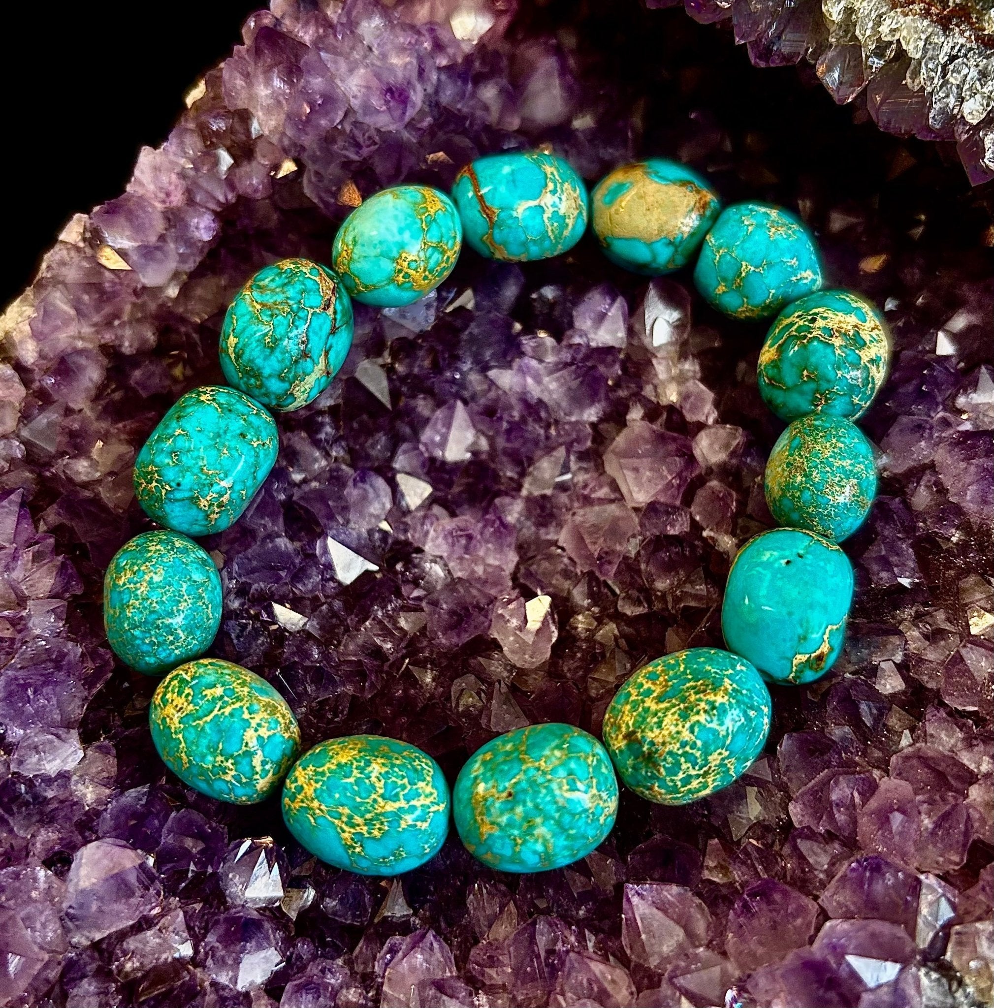 Imperial Jasper Nugget Stretch Bracelet — Natural Turquoise Green Jasper Statement Bracelet (Medium to Large Wrists) - Che Cose Belle