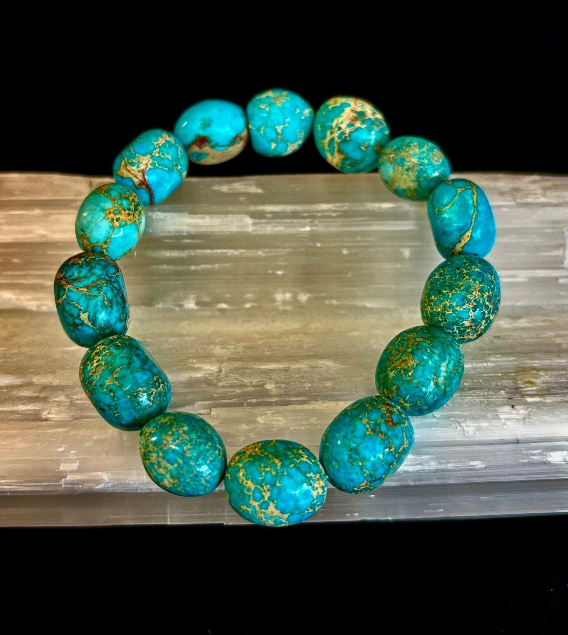 Imperial Jasper Nugget Stretch Bracelet — Natural Turquoise Green Jasper Statement Bracelet (Medium to Large Wrists) - Che Cose Belle