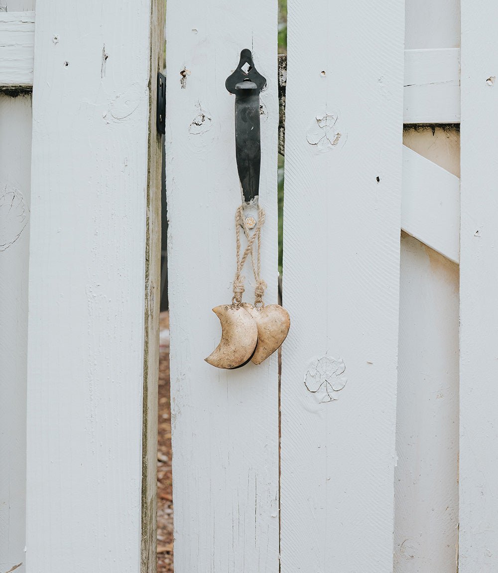 Indukala Crescent Moon Wind Chime - Rustic bell - Che Cose Belle