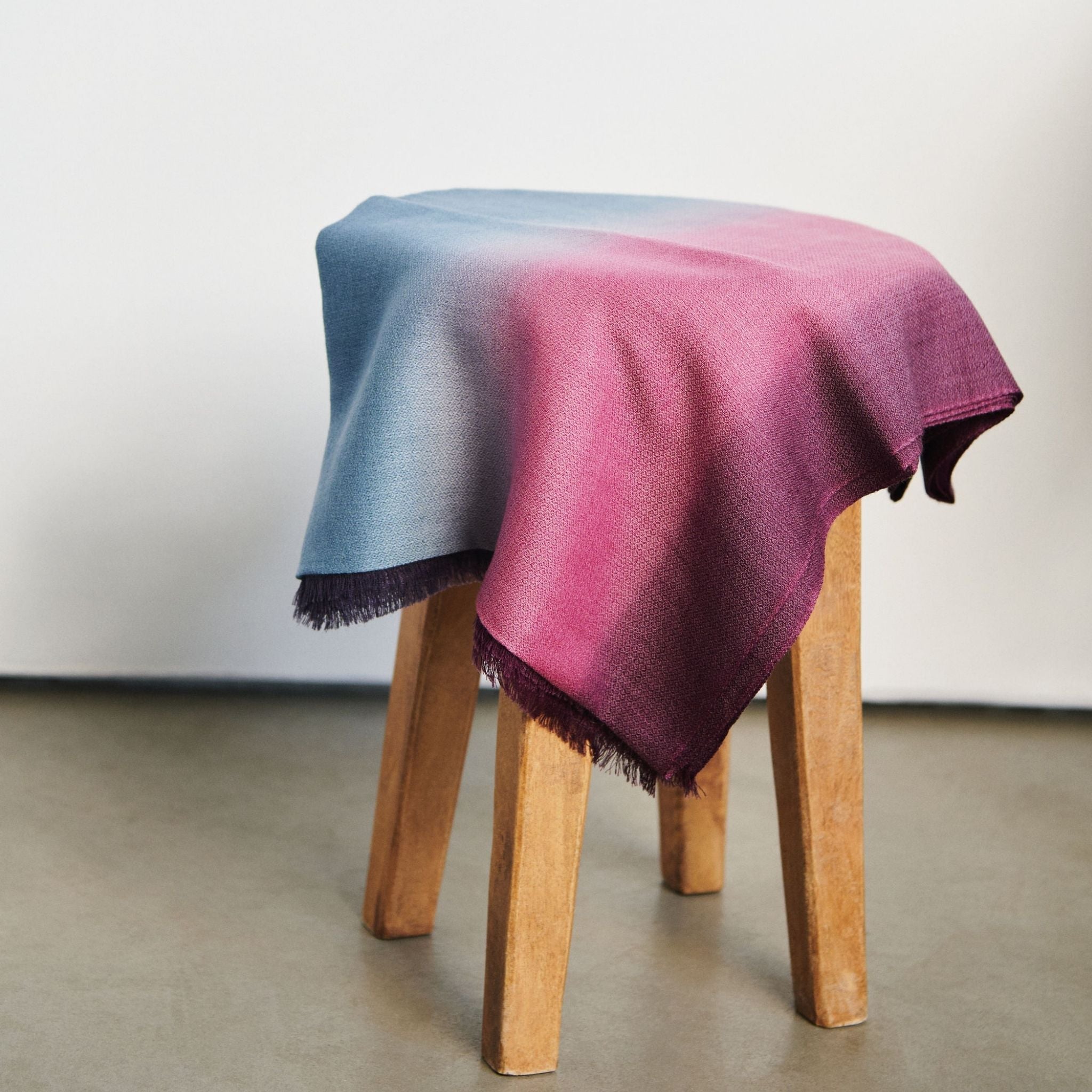 Iris Cashmere Merino Handloom Scarf - Che Cose Belle