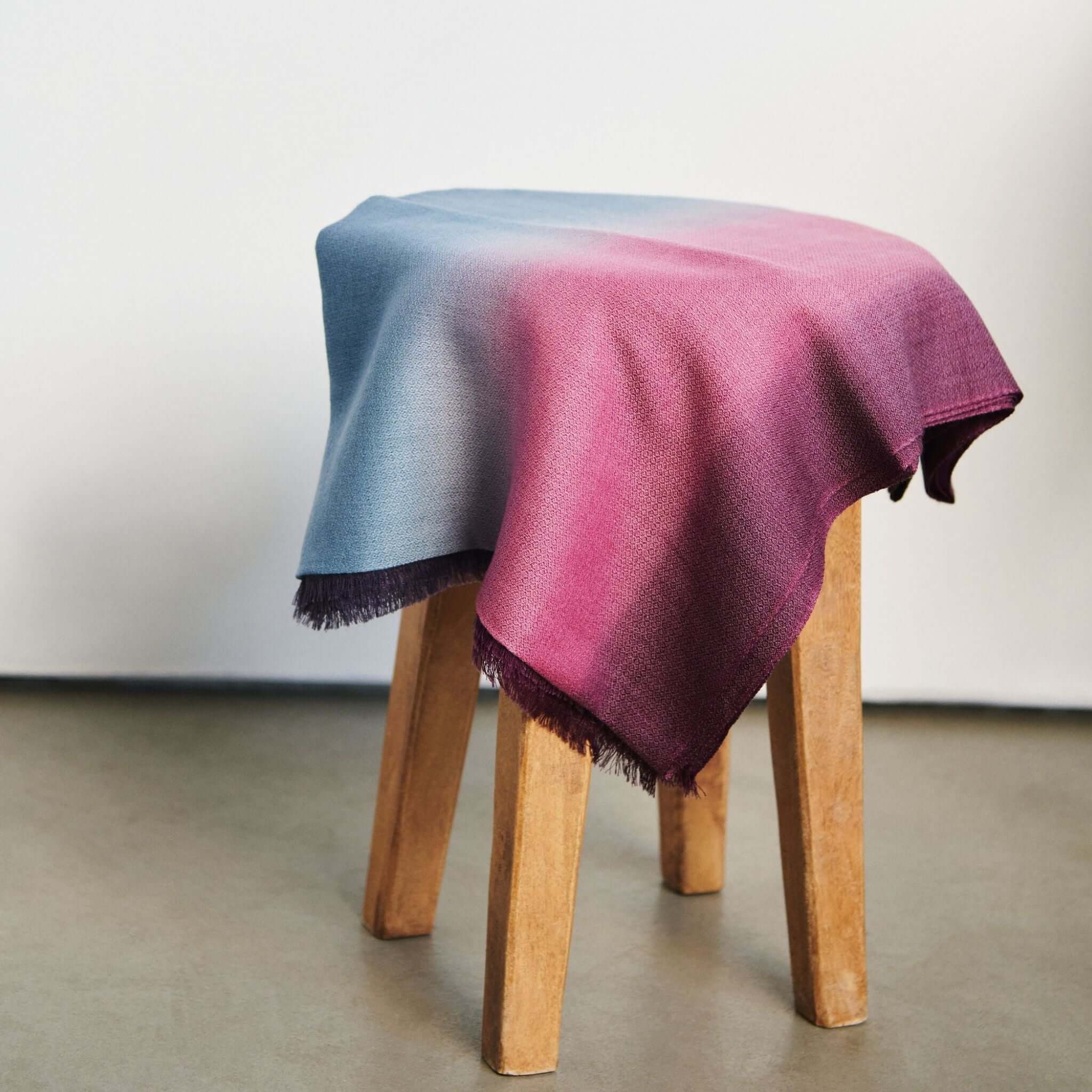 Iris Cashmere Merino Handloom Scarf - Che Cose Belle