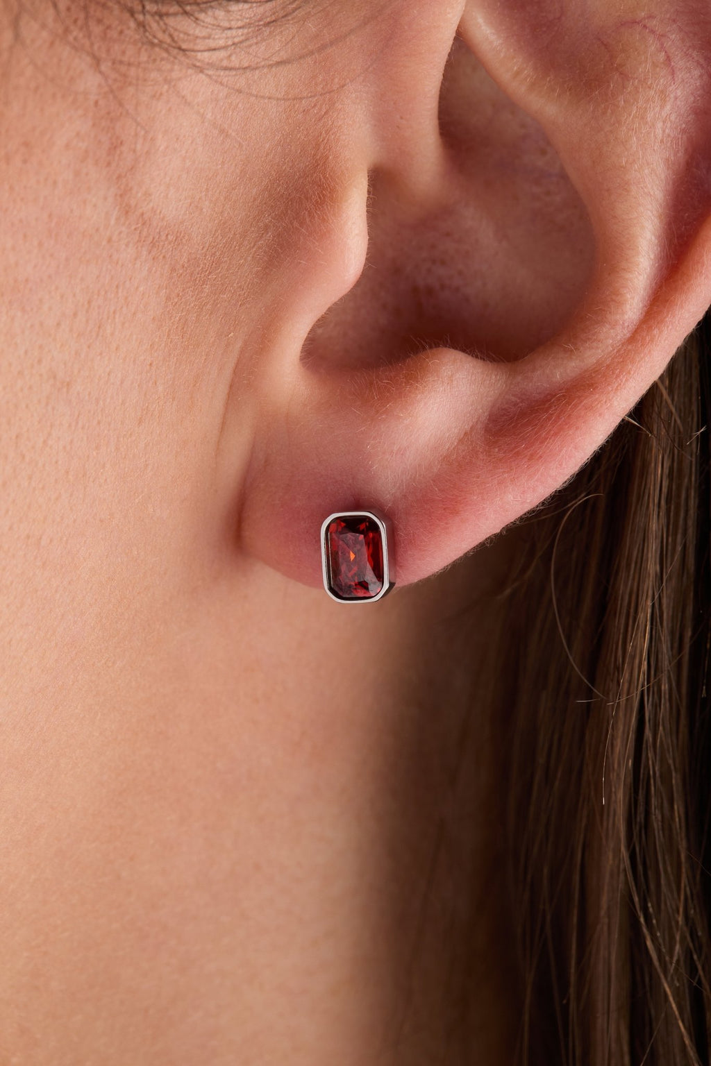 January Emerald - Cut Birthstone Stud - Che Cose Belle