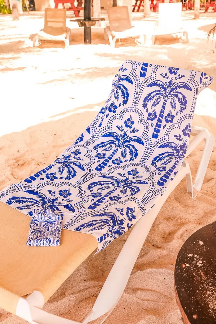 Jess Lea Lily Palms Towel - Che Cose Belle