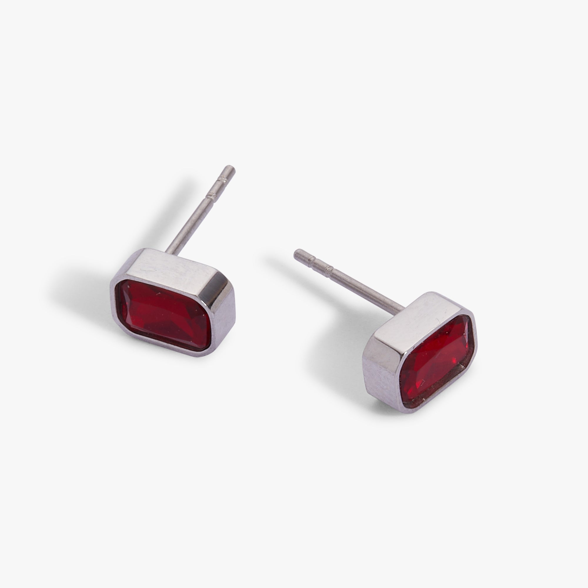 July Emerald - Cut Birthstone Stud Earrings - Che Cose Belle