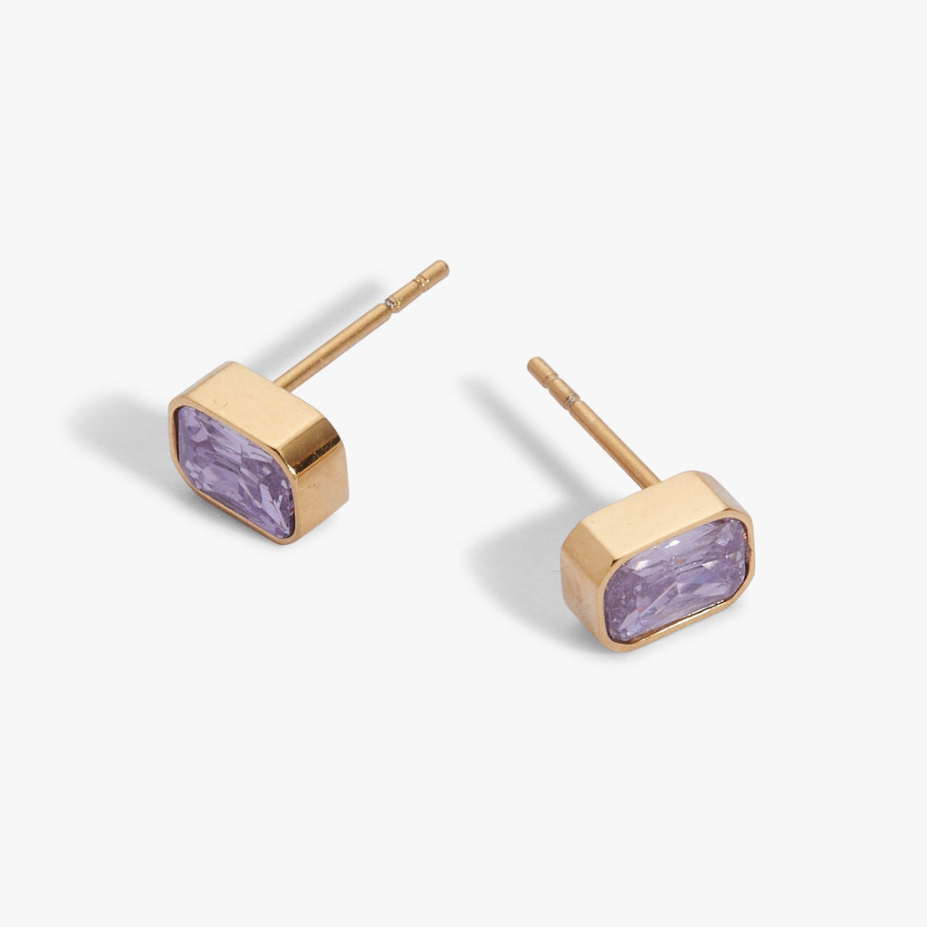 June Emerald - Cut Birthstone Stud Earrings - Che Cose Belle