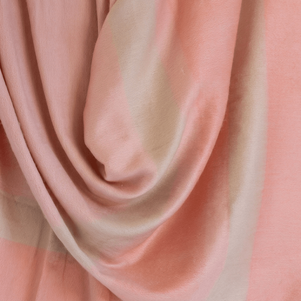 Kallpa Collection - Faded Coral with Eyelash Trim - Che Cose Belle