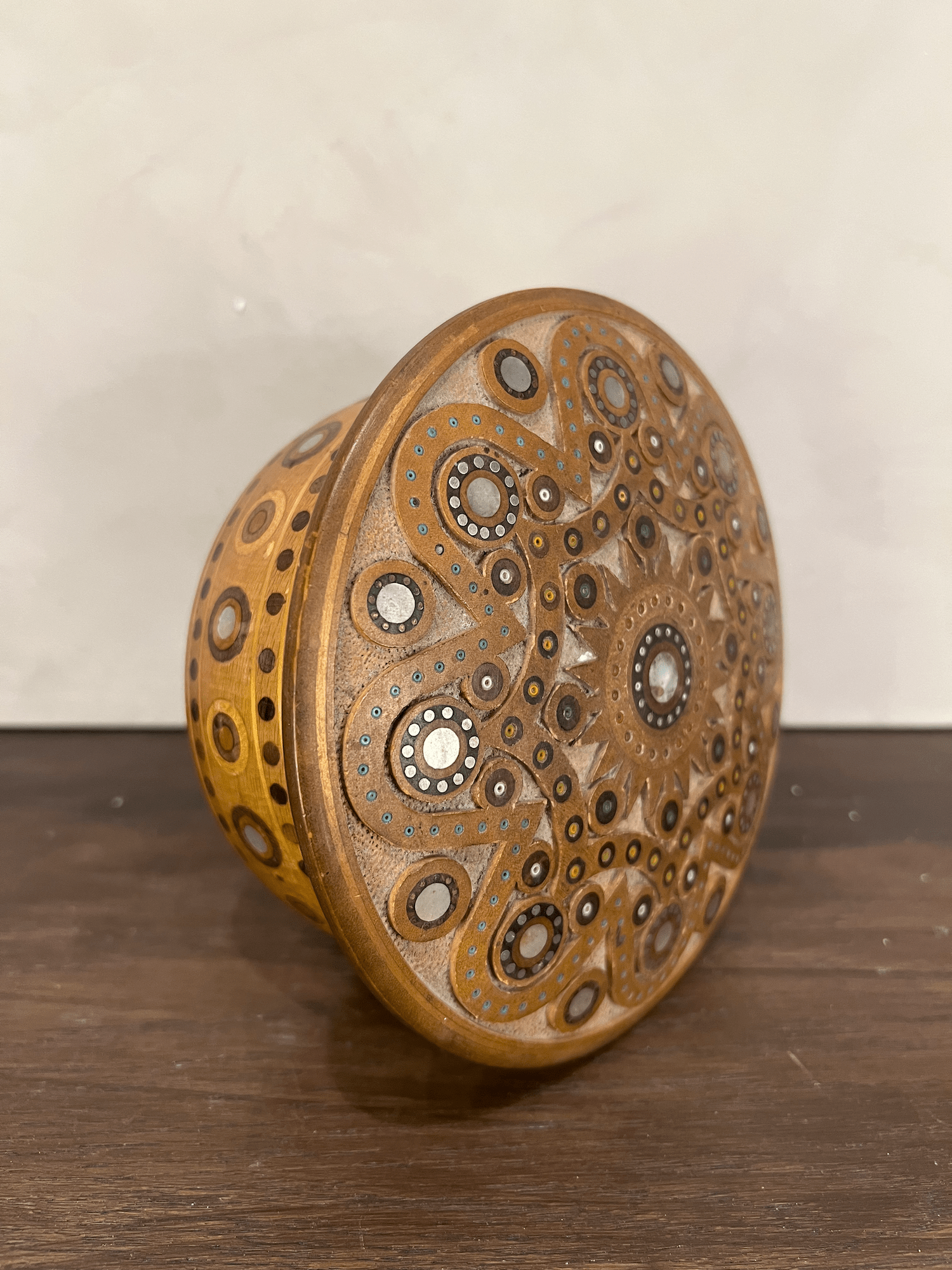 Kalyna Vintage Round Carved Keepsake Box - Che Cose Belle