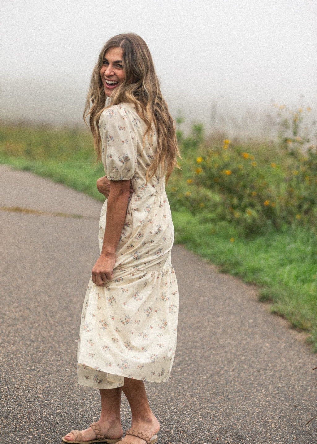 Katrina Half Sleeve Floral Midi Dress - Che Cose Belle