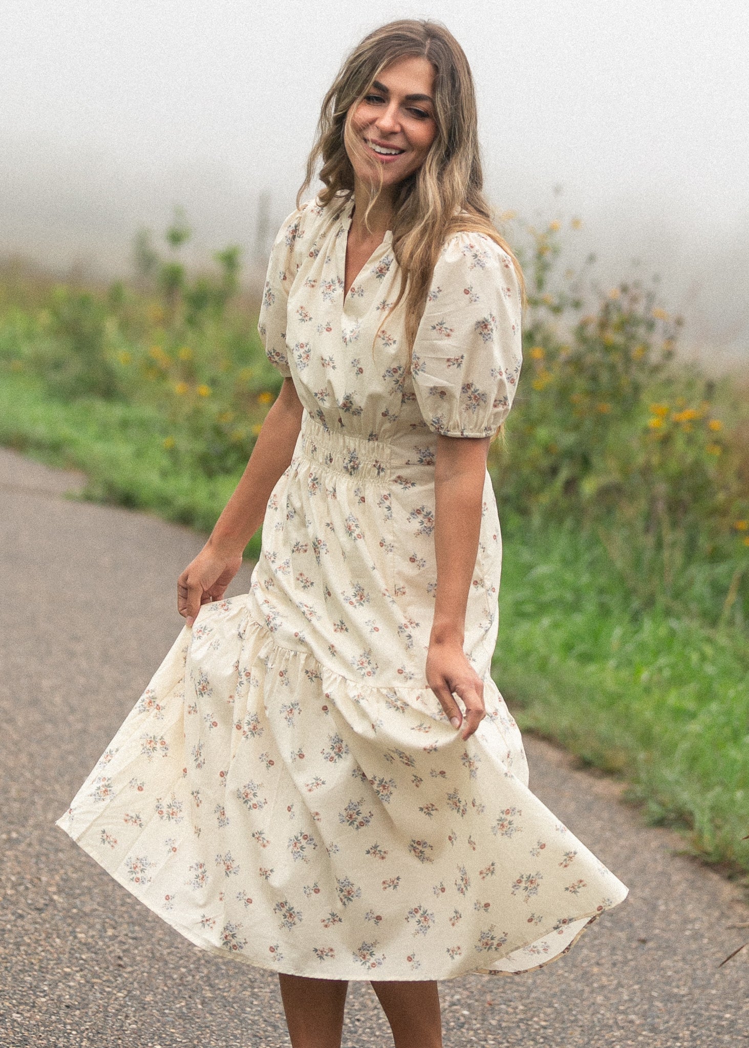 Katrina Half Sleeve Floral Midi Dress - Che Cose Belle