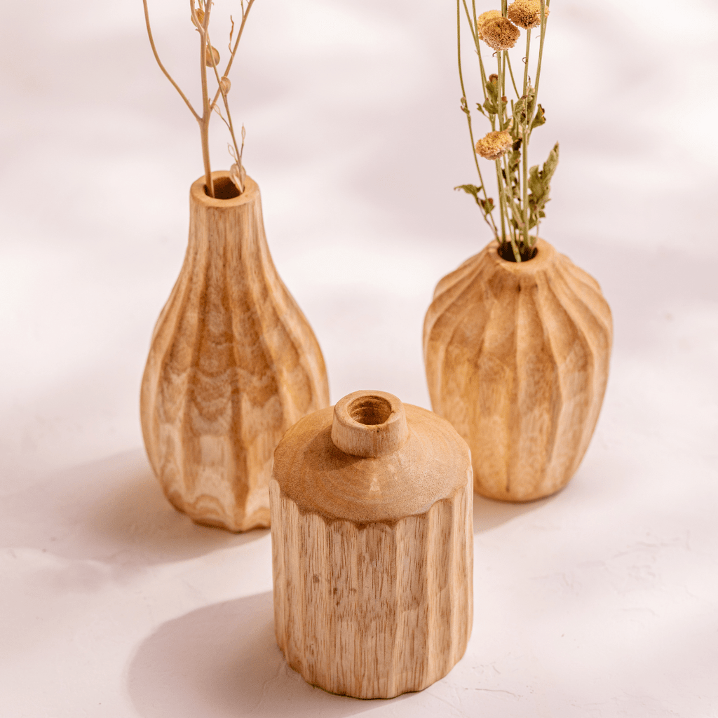Kiln Mango Carved Mini Vases, Set of 3 - Che Cose Belle