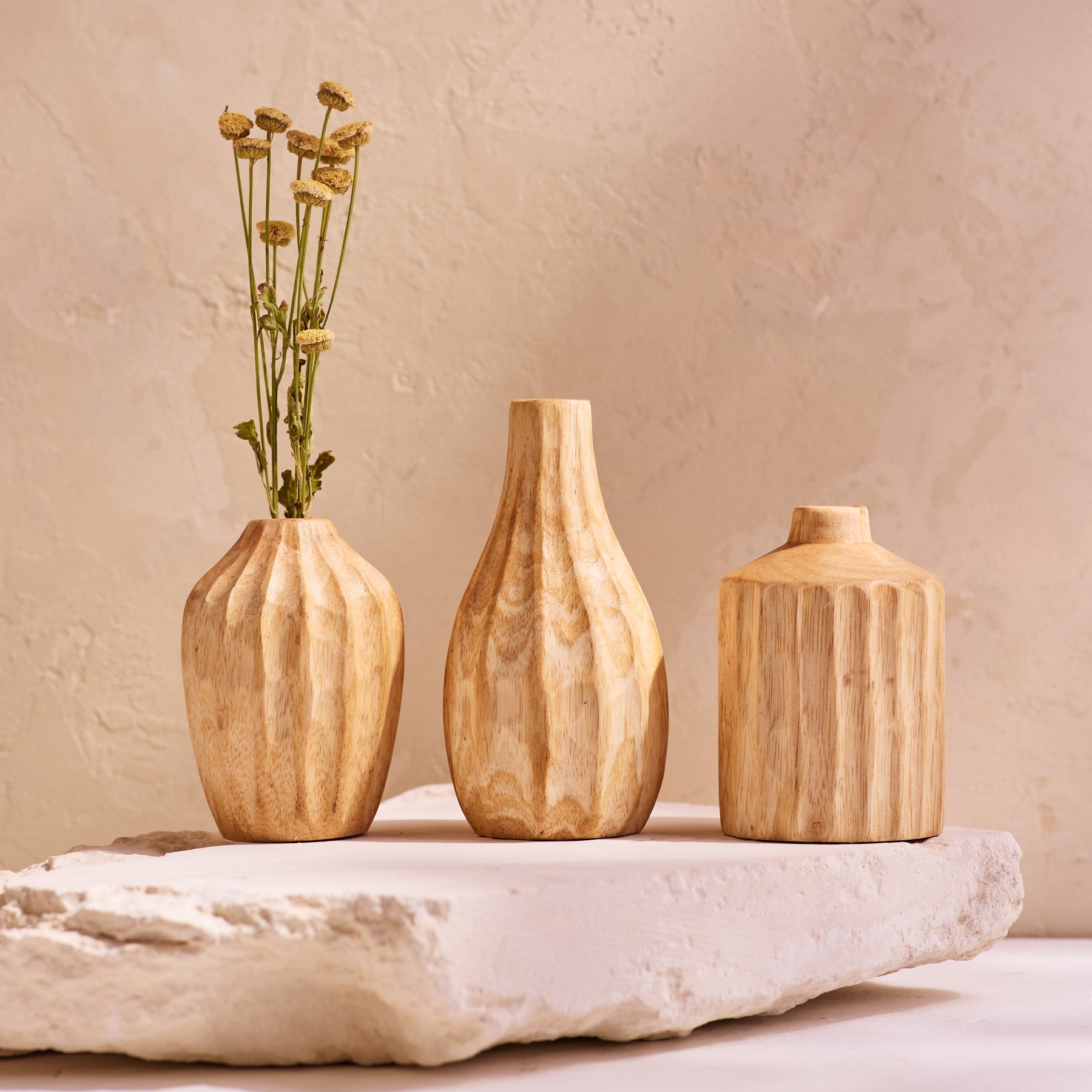 Kiln Mango Carved Mini Vases, Set of 3 - Che Cose Belle