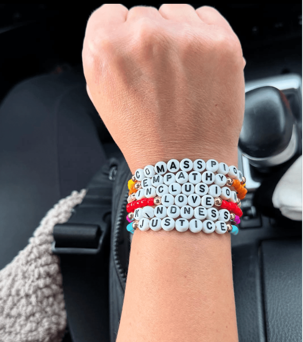 'Kindness Is' Bracelet Set - Che Cose Belle