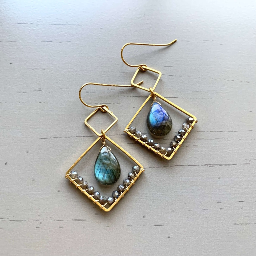 Labradorite Gold Geometric Earrings - Che Cose Belle