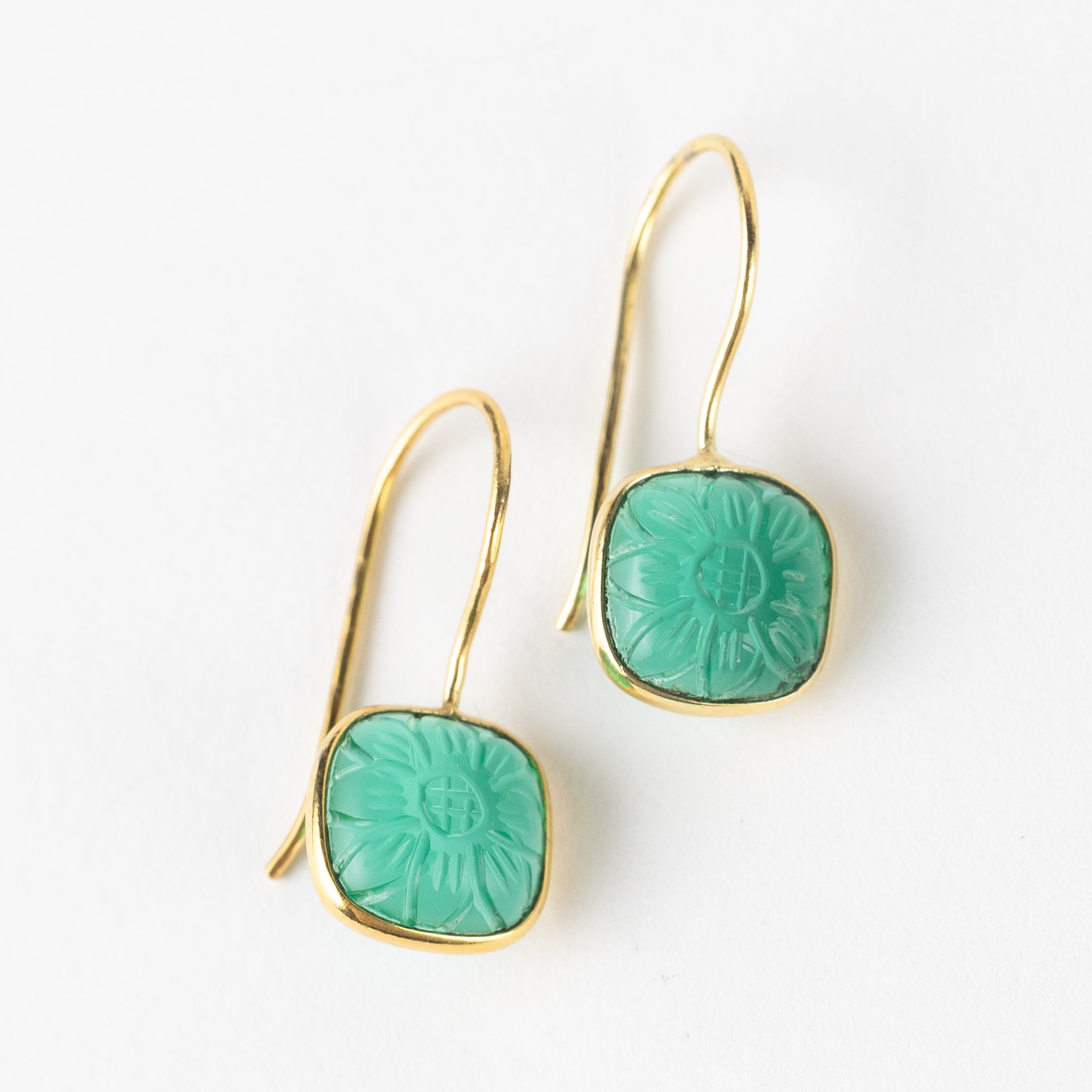 Lalita Blue Daisy Dangle Earrings - Che Cose Belle