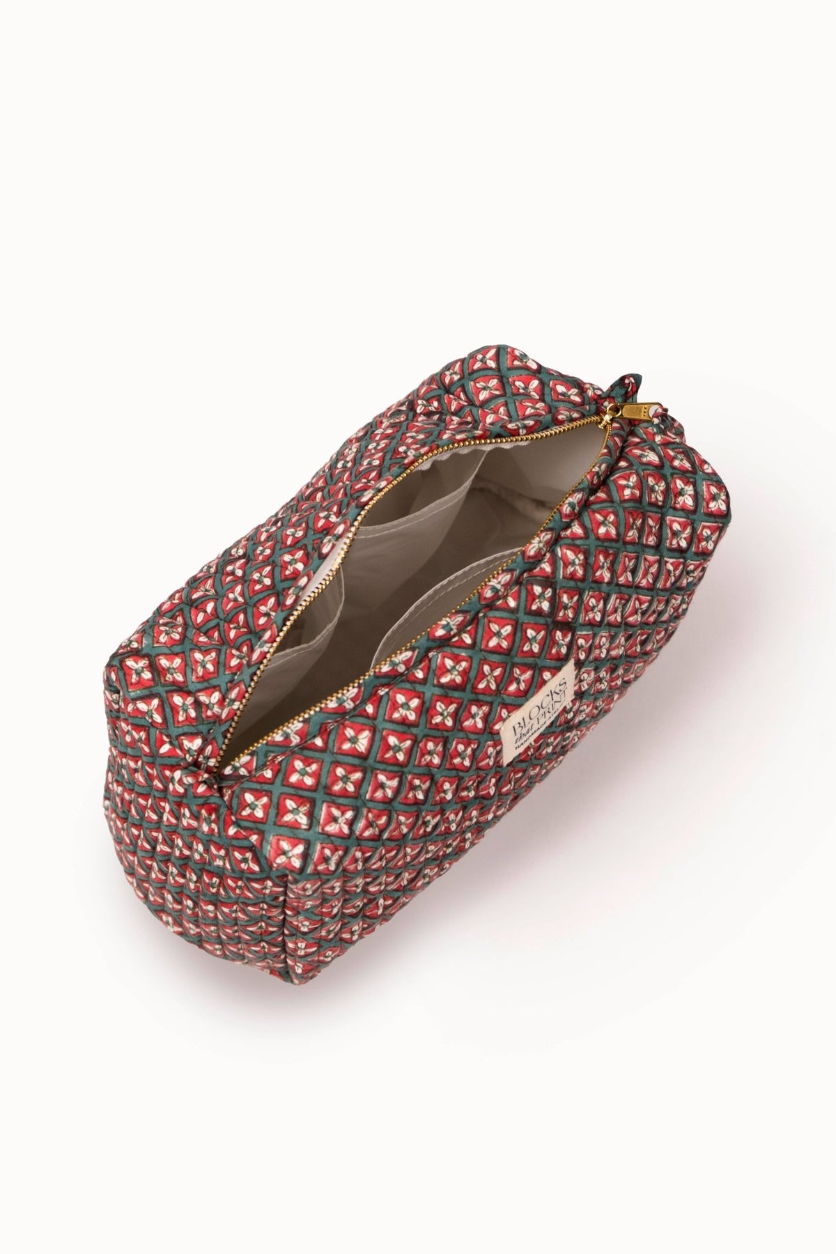 Large Block Print Quilted Travel Pouch - Holiday Crimson - Che Cose Belle
