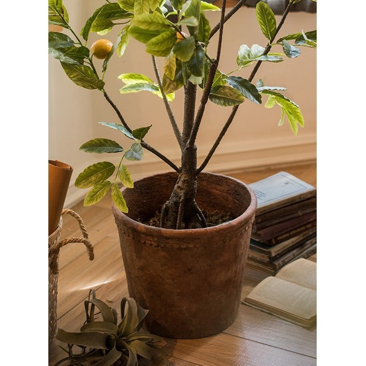 Large Terracotta Red Concrete Planter Pot - Che Cose Belle