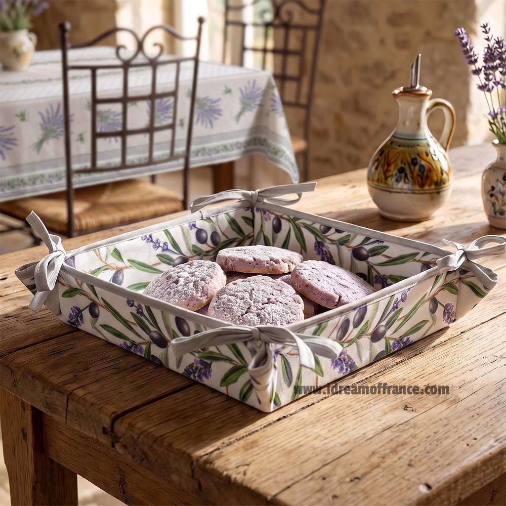Lauris Coated Cotton French Bread Basket by Tissus Toselli - Che Cose Belle