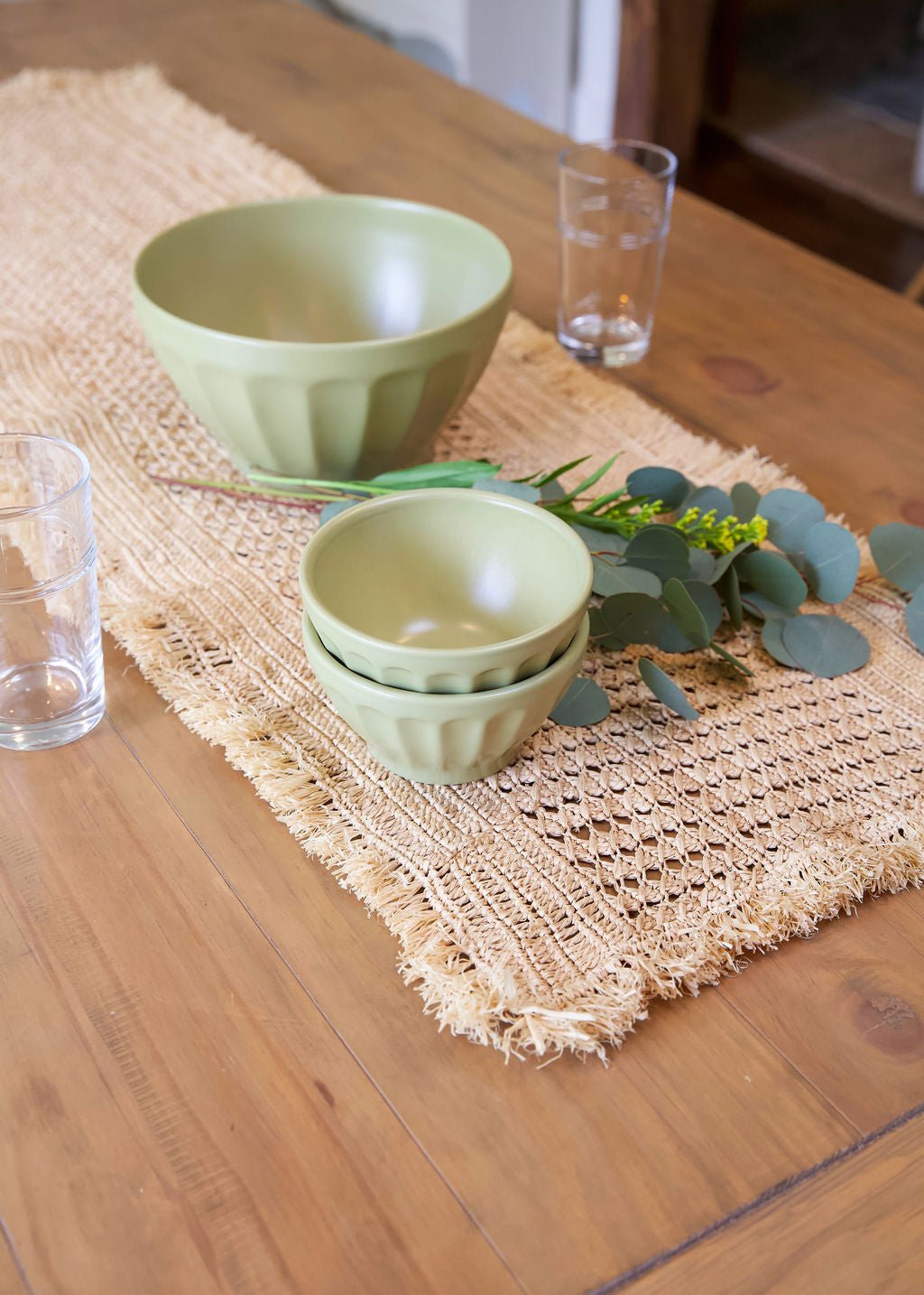 Lazio Crochet Raffia Table Runner, Woven Tabletop - Che Cose Belle