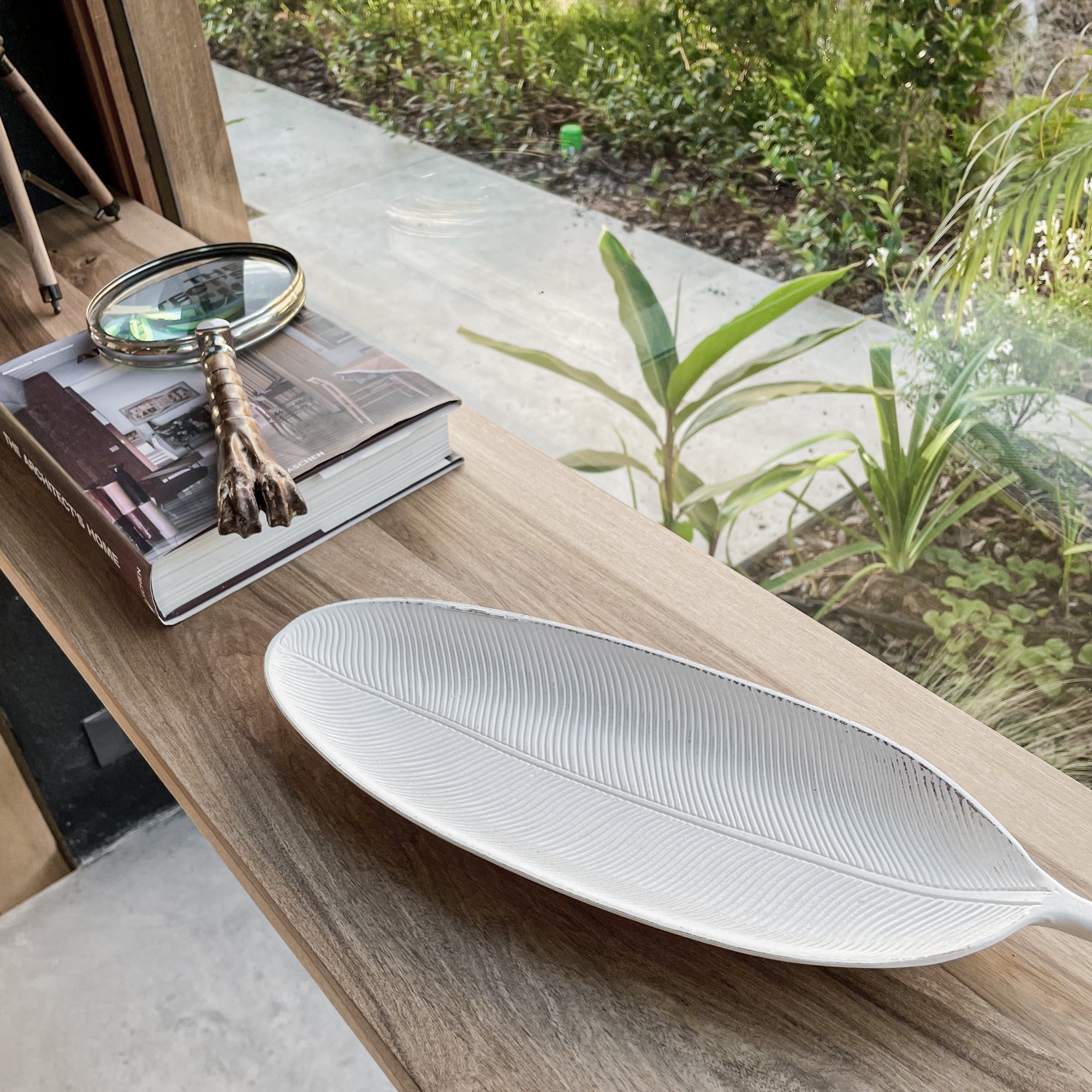 Leaf Design Wood Tray — Elegant Decorative MDF Tray for Home & Events - Che Cose Belle