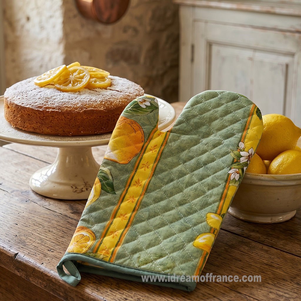 Lemons Green Cotton Oven Mitt by Tissus Toselli - Che Cose Belle