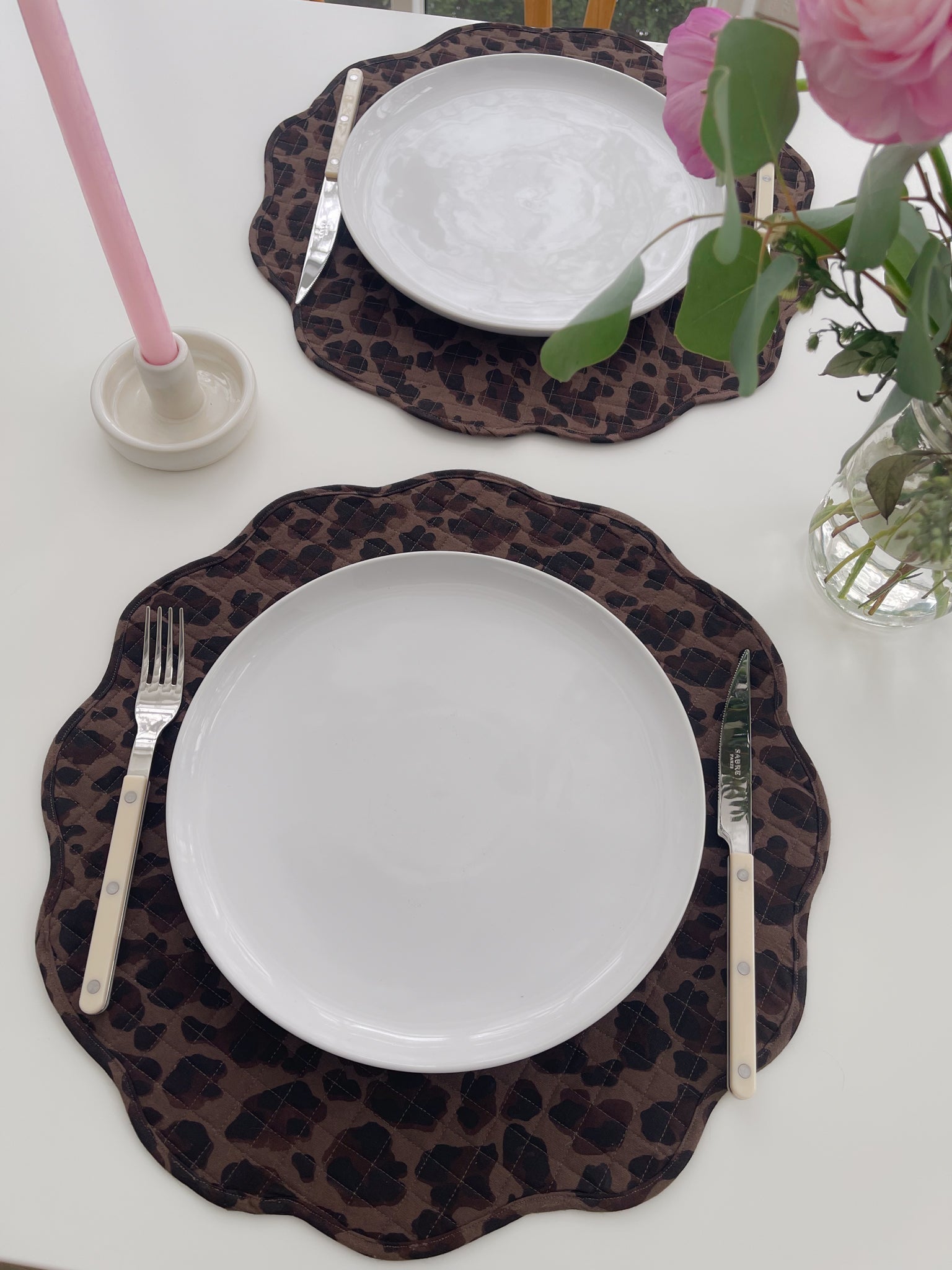 Leopard Scalloped Placemats - Che Cose Belle