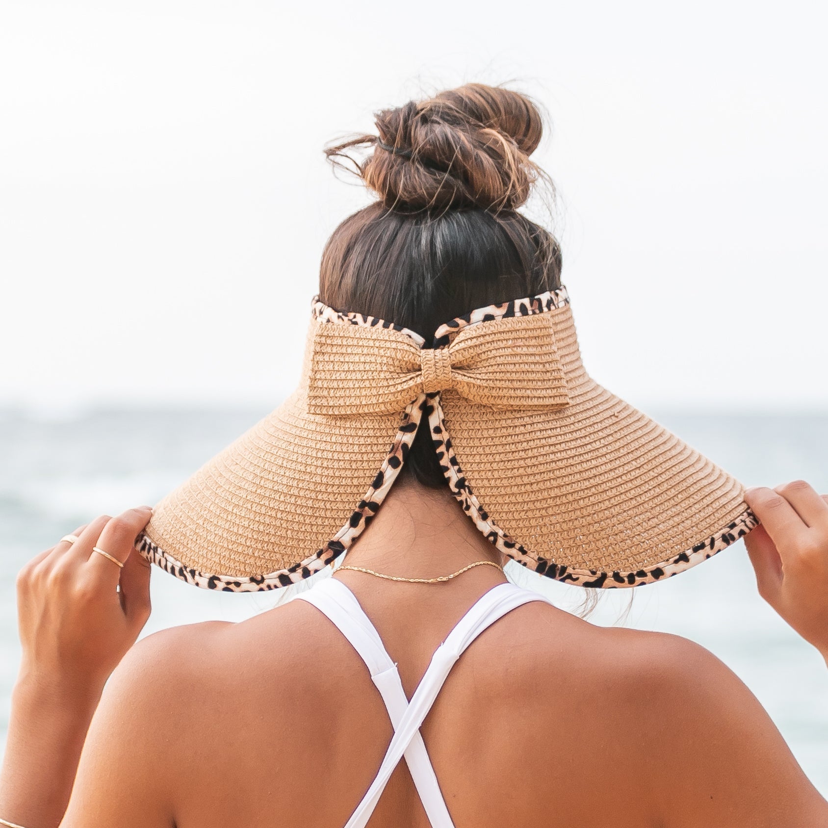 Leopard Trim Foldable Bow Visors - Che Cose Belle
