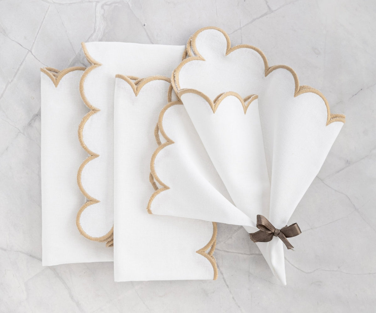 Linen Cloth Napkins - Scalloped - Che Cose Belle