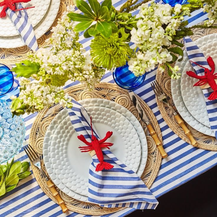 Lobster Handwoven Iraca Napkin Ring - Che Cose Belle