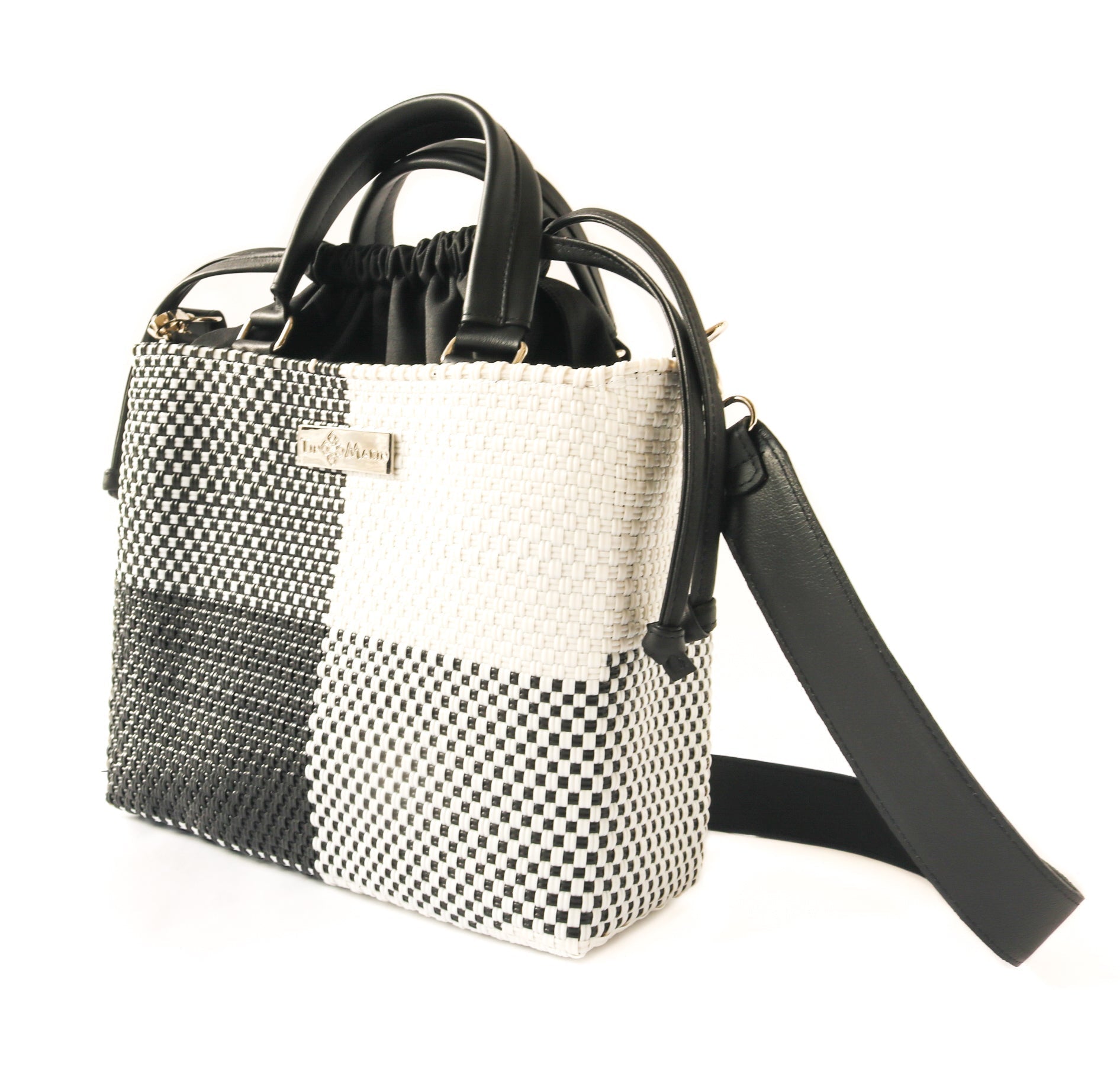 Lucy Medium Woven Crossbody Drawstring Bag - Che Cose Belle
