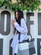 Lucy Medium Woven Crossbody Drawstring Bag - Che Cose Belle